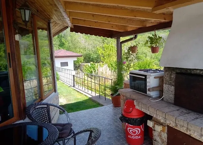 Roza Къща за гости *